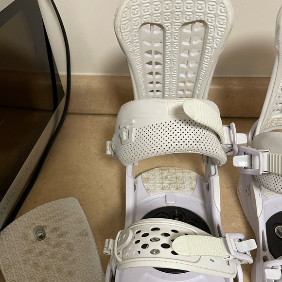 Union Force Snowboard Bindings Size Medium - Picture 9 of 10